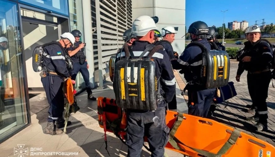 Удар по ТЦ у Кривому Розі 21 серпня: ширша картина атак на Дніпропетровщину
